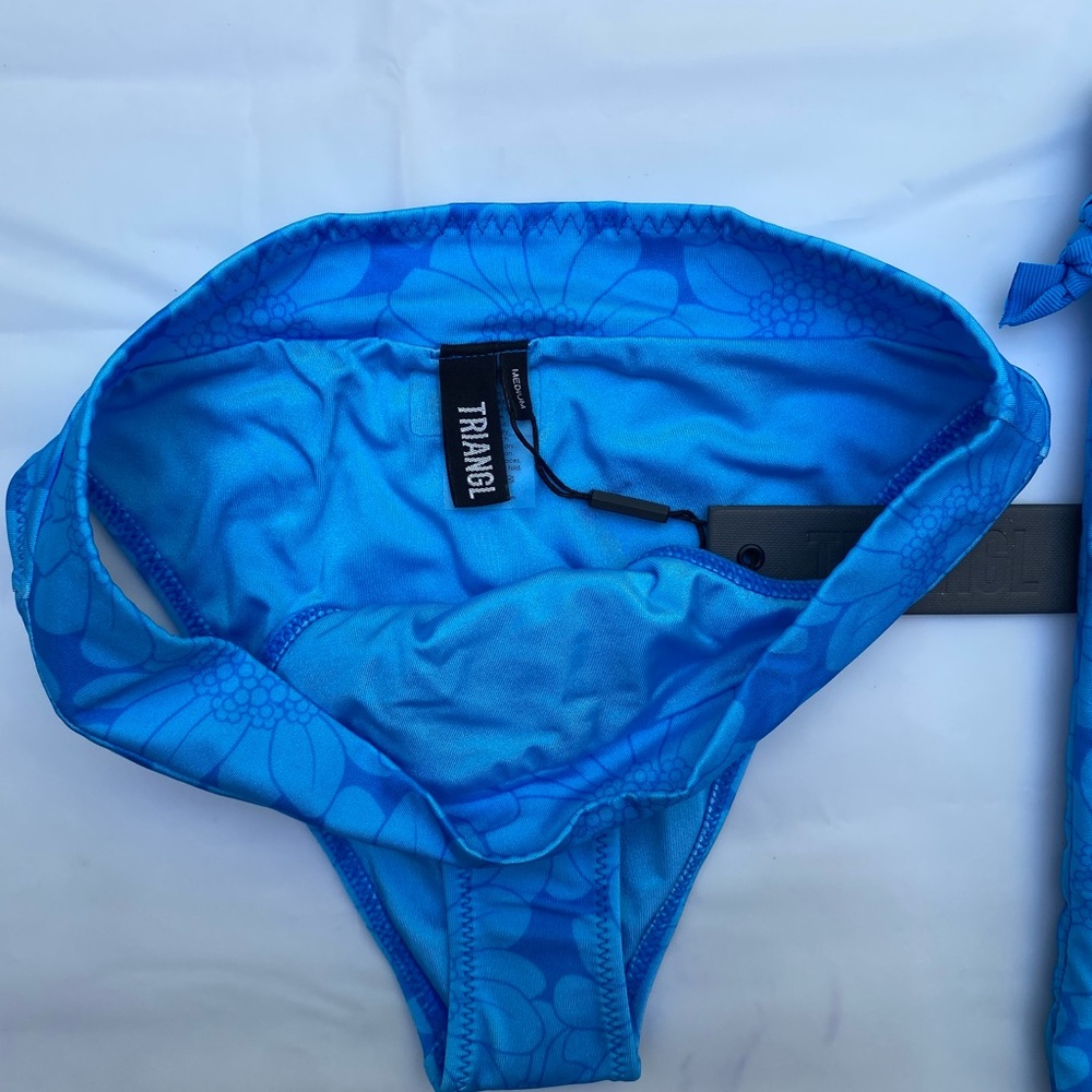 Triangl Rina Bikini Bottom Bag Included - Picture 3 of 3
